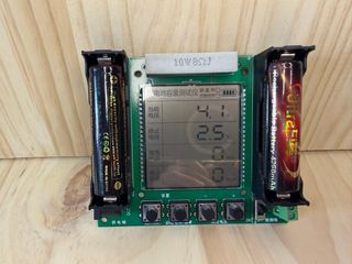 Pacchetto 2 tester per capacità batterie litio 18650