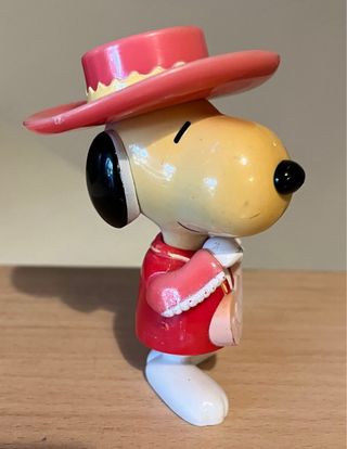 Miniatura Snoopy con chitarra e cappello