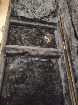 Estuche funda Rígida para Bajo Eléctrico GEWA