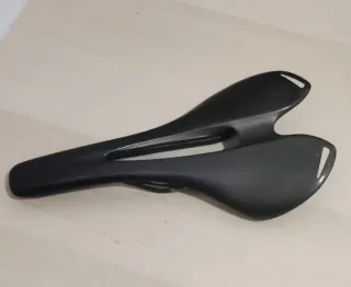 Sillin de Fibra de Carbono.