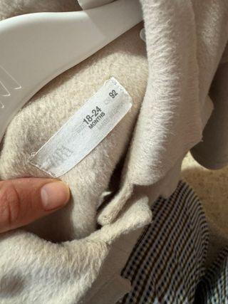 Chaqueta Zara Niña Beige