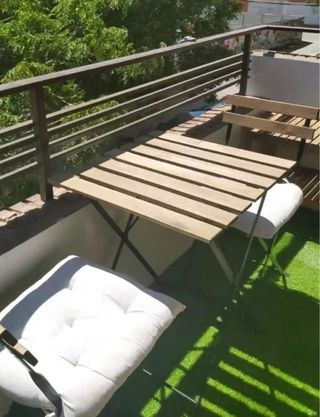 Conjunto de mesa y sillas de jardín