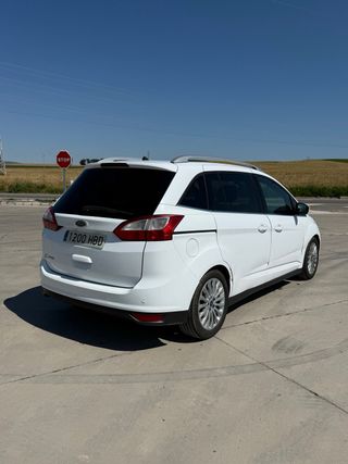 Ford Grand C-MAX 2011