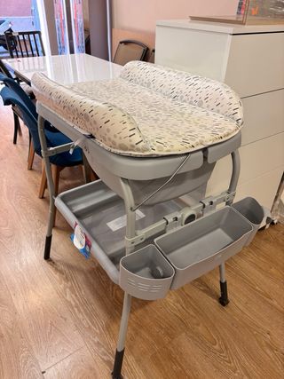 Cambiador bebé con bañera