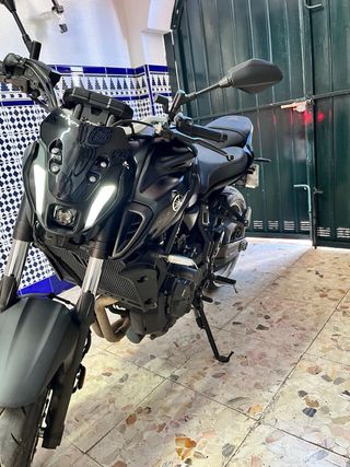 Yamaha MT-07 2022 Negra