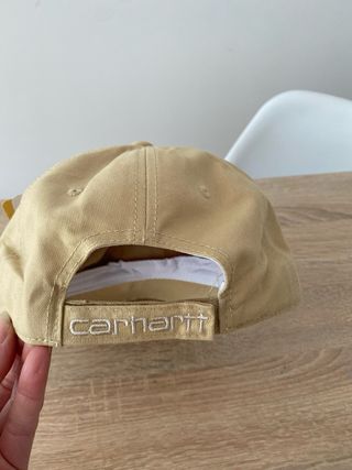 Gorra Carhartt Azul con parche marrón