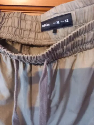 Pantalón  verde talla XL