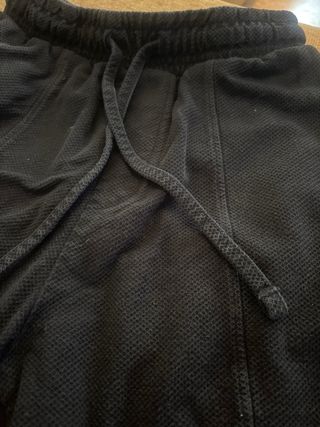 Bermuda chico Bershka negra