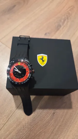 Reloj Ferrari ISA 9001-1300 Negro/Rojo