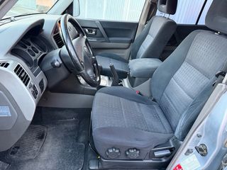 Mitsubishi Montero 2005