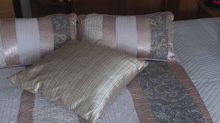 Edredón Cama 150 + 3 Cojines Sin Estrenar