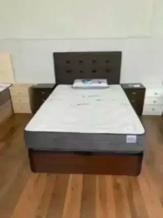 Canapé abatible - cabecero tapizado