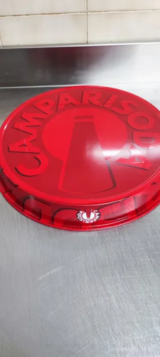 Vassoio Campari tondo in alluminio