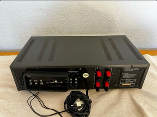 Amplificador Kenwood Trio KR-720 Plata