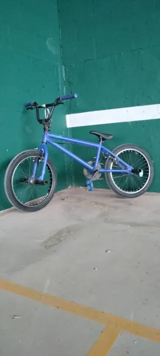Bicicleta BMX blu