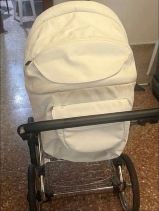 Carrito de bebé clásico