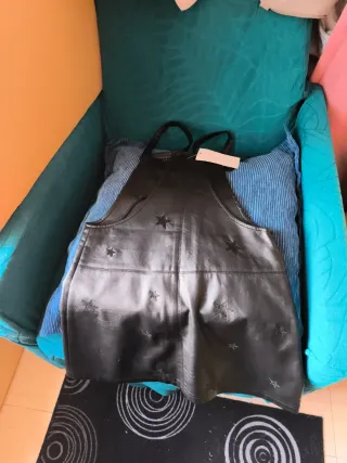 Peto polipiel negro talla XS