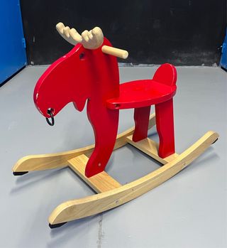 Balancín Alce Madera Ikea Rojo