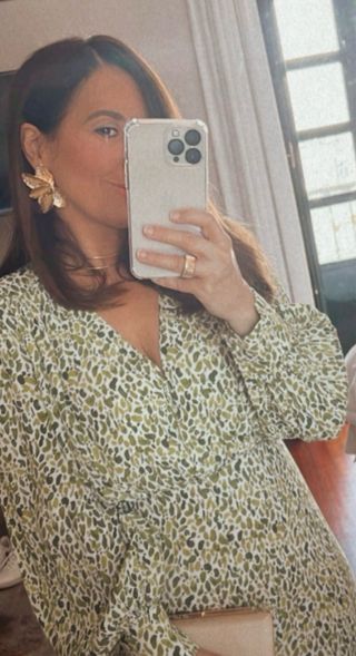 Pendientes dorados flor