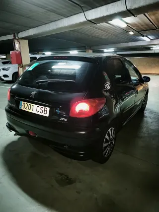 Peugeot 206 de 1.4 Gasolina año 2003
