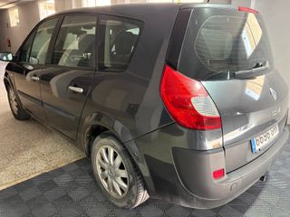 Renault Grand Scénic Dynamique 5 plazas 2.0dCi EU4