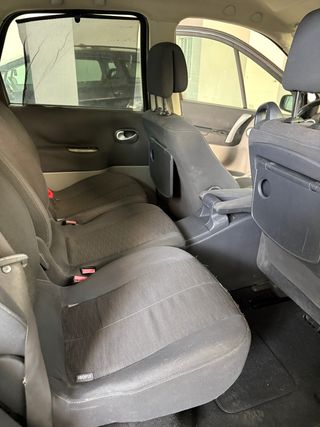 Renault Grand Scénic Dynamique 5 plazas 2.0dCi EU4