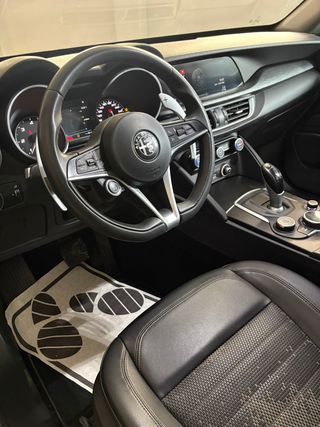 Alfa Romeo Stelvio 2.2 Diésel 132kW (180CV) Executive AWD