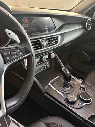 Alfa Romeo Stelvio 2.2 Diésel 132kW (180CV) Executive AWD