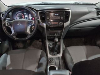 Mitsubishi L200 220 DI-D Doble Cabina M-Pro 110 kW (150 CV)