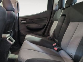 Mitsubishi L200 220 DI-D Doble Cabina M-Pro 110 kW (150 CV)
