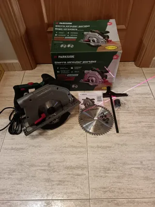Sierra Circular PARKSIDE Láser NUEVA