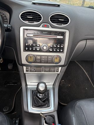 Ford Focus 2.0 TDCi CC Titanium