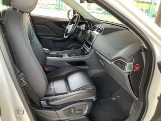 Jaguar F-Pace 2.0L i4D AWD Automático Prestige