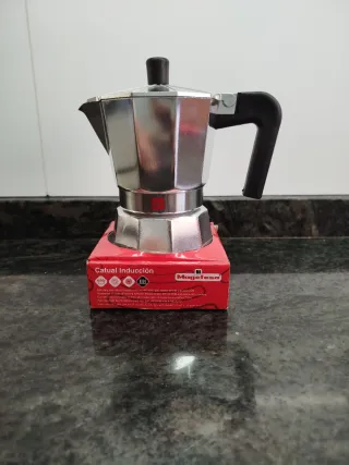 Cafetera Magefesa Inducción 6 Tazas a estrenar