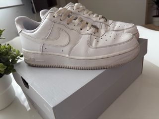 Nike Air Force 1 Talla 39 (25cm)