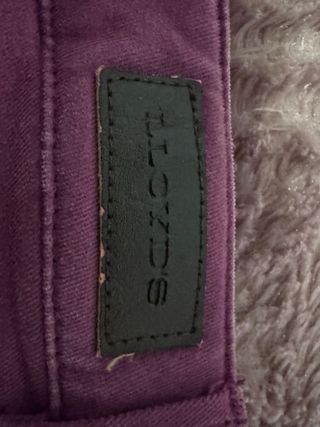 Pantalón pana Lloyd morado T.42