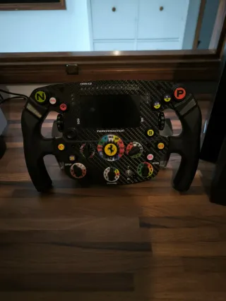 Base Thrustmaster TGT II + Volante SF 1000