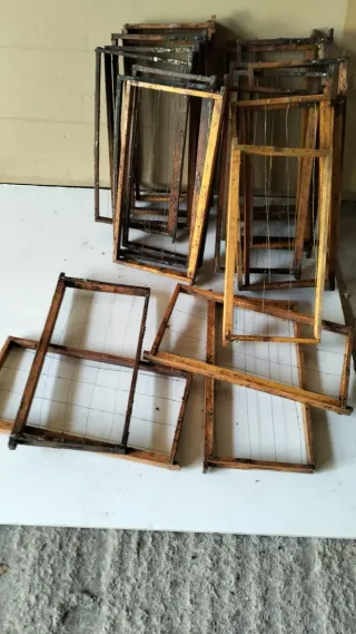 4 Palets bases para colocar colmenas y Cuadros