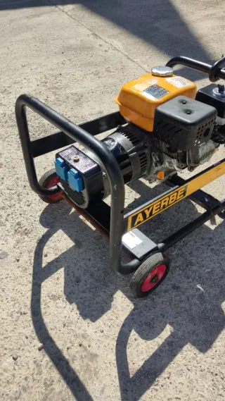 Generador, grupo electrógeno Ayerbe.