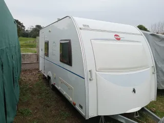 Caravana Burstner 400TS