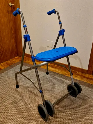 Andador Kamaleón Forta aluminio con asiento