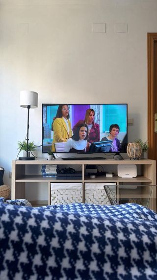 Mueble TV Estantería Ikea + 2 cajas