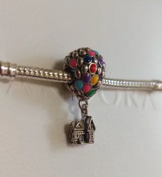 Charm Casita Up Multicolor y Plata