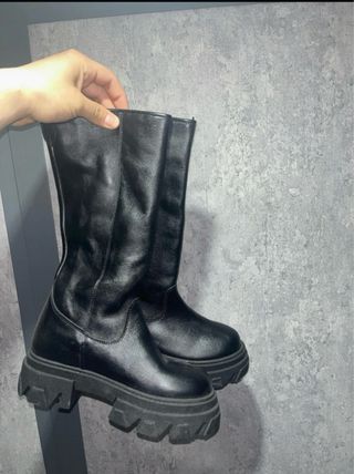 Stivali neri in pelle donna
