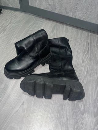 Stivali neri in pelle donna