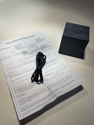 Reloj despertador LED diseño moderno