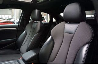 Audi A3 Limousine 35 TFSI S-Line Black Edition