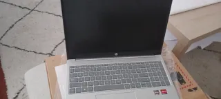 Portátil HP Ryzen 7 7740U Plata