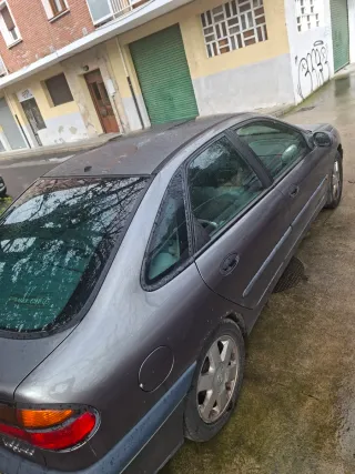 Renault Laguna 1999