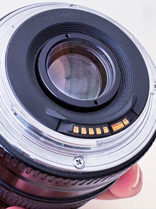 Objetivo Canon EF 20mm f/2.8 USM